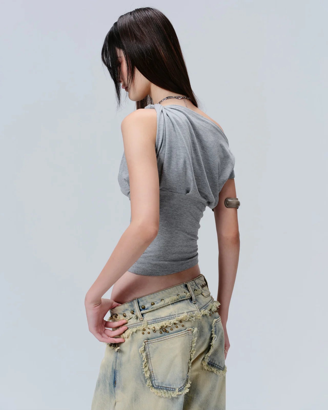 MONO PIN TOP