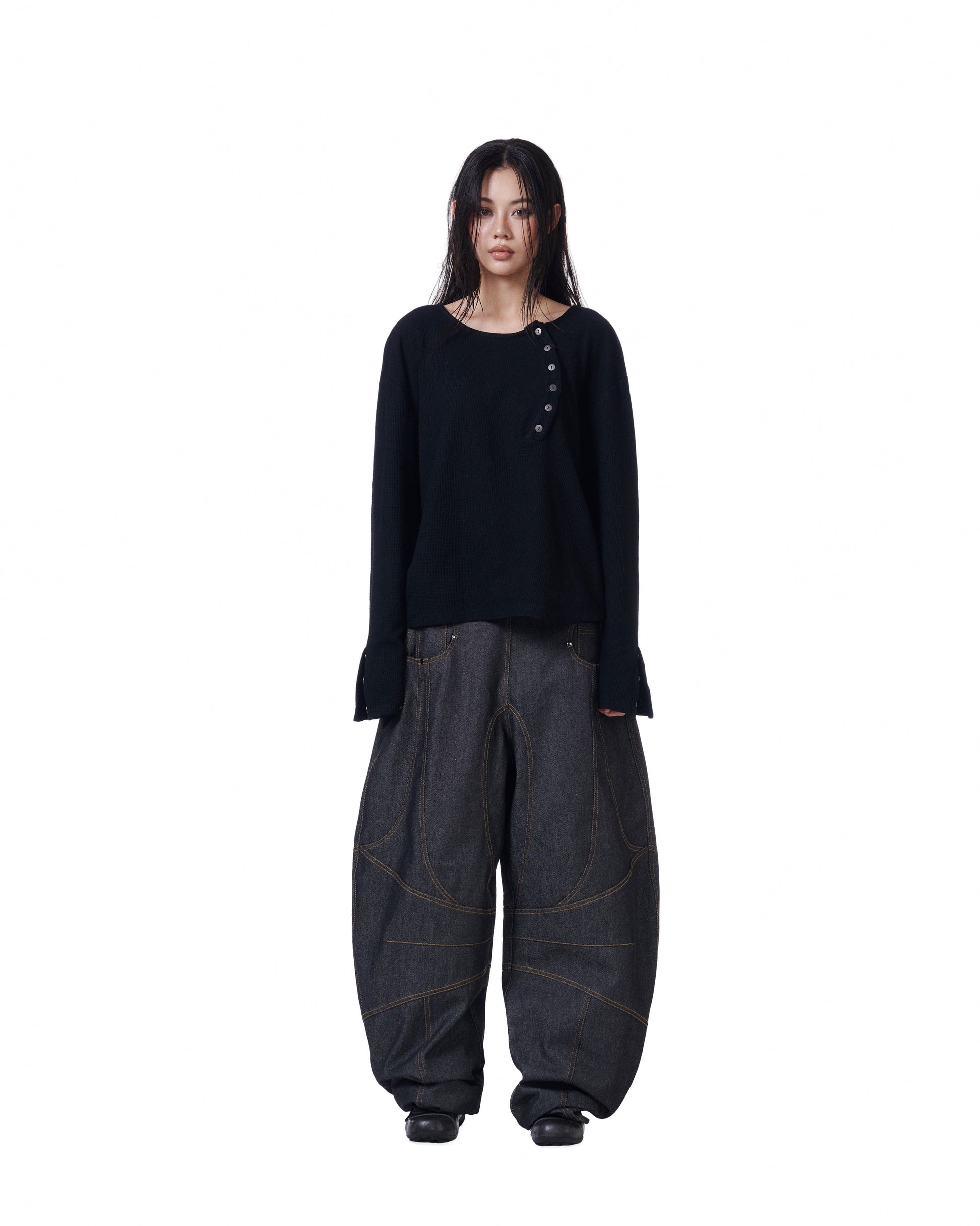 Button Engineered Jeans