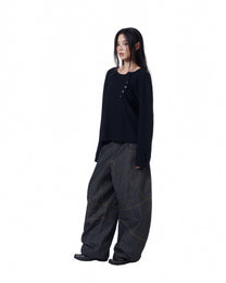 Button Engineered Jeans