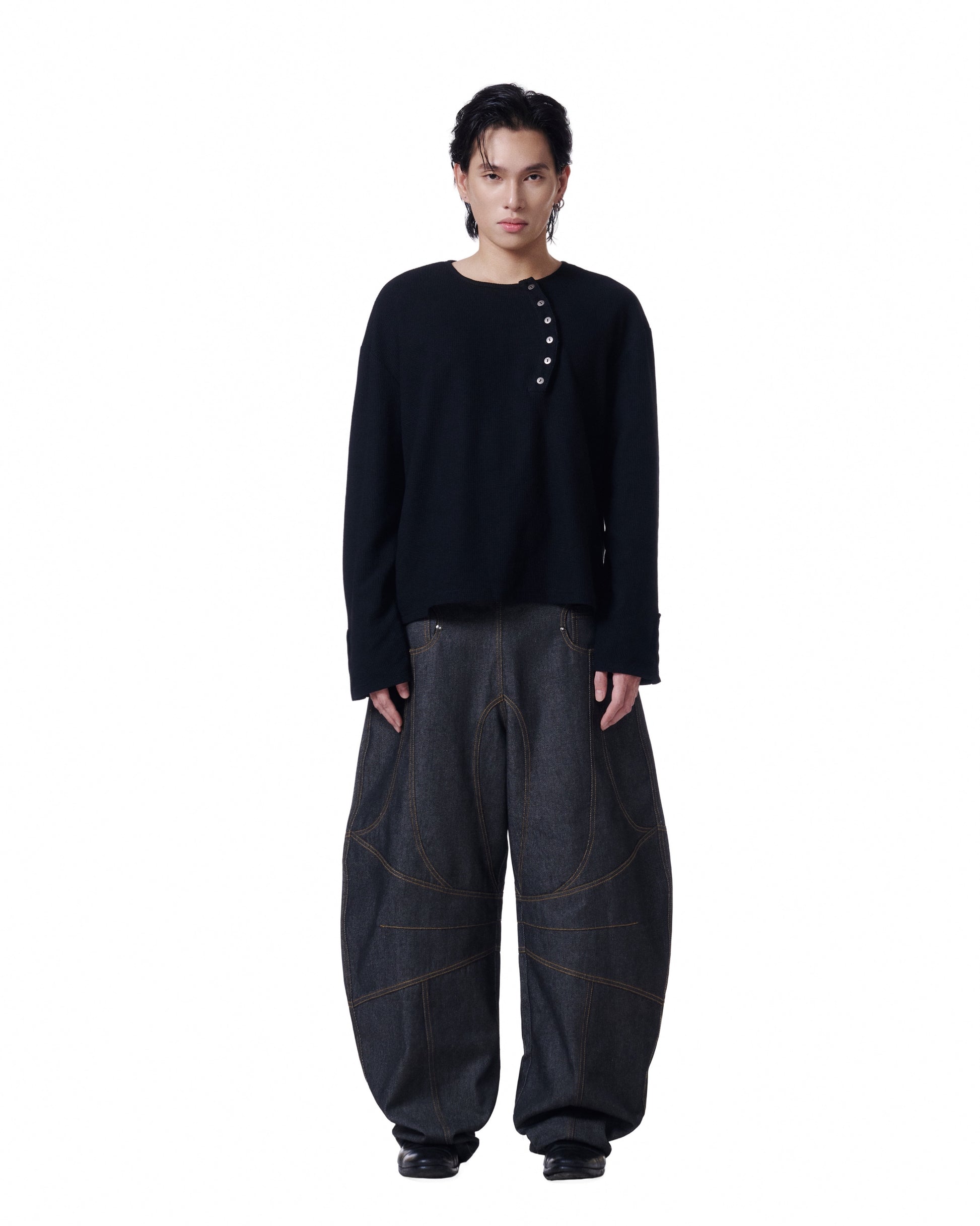 Henley Long Sleeve Oversized (Black)