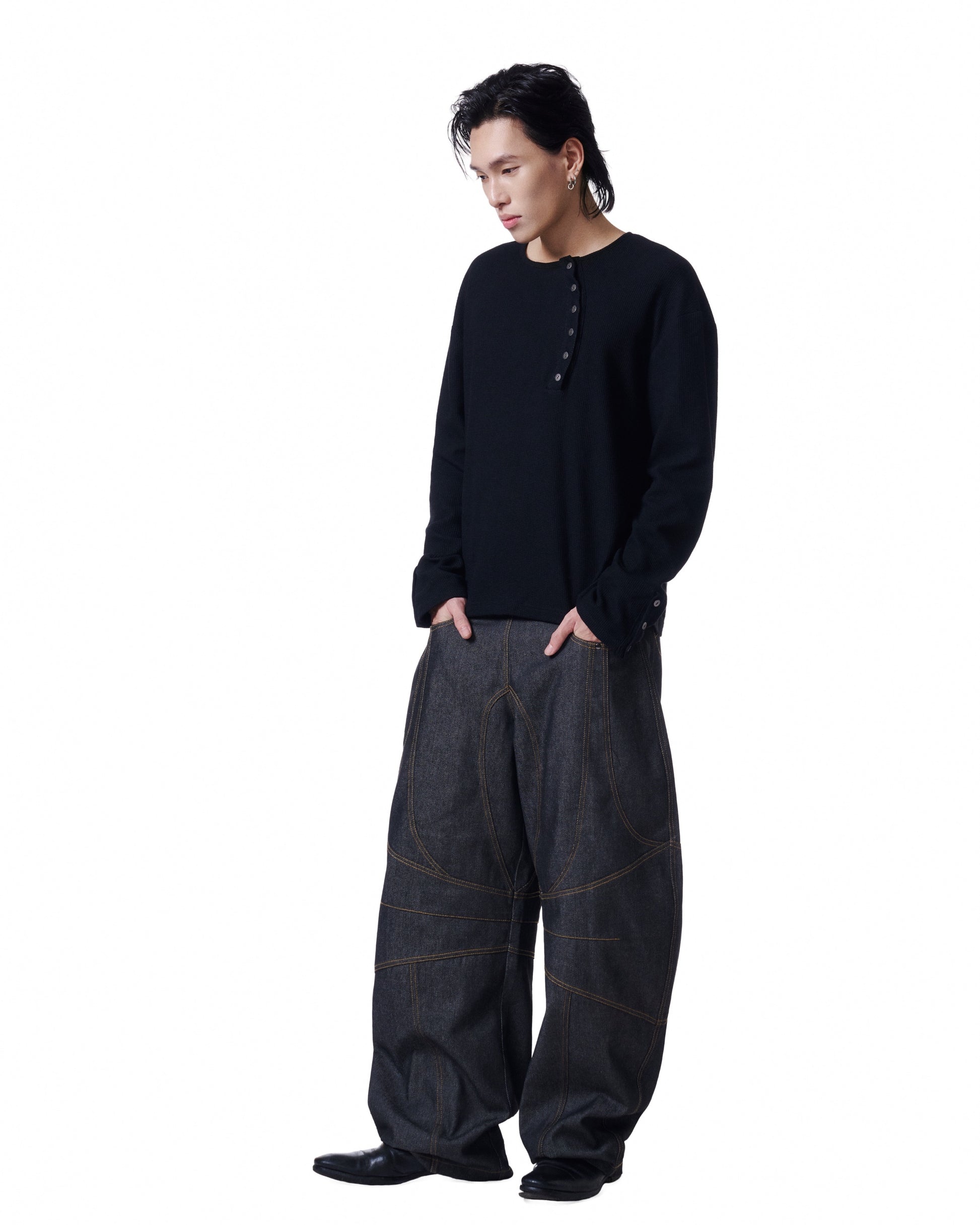 Henley Long Sleeve Oversized (Black)