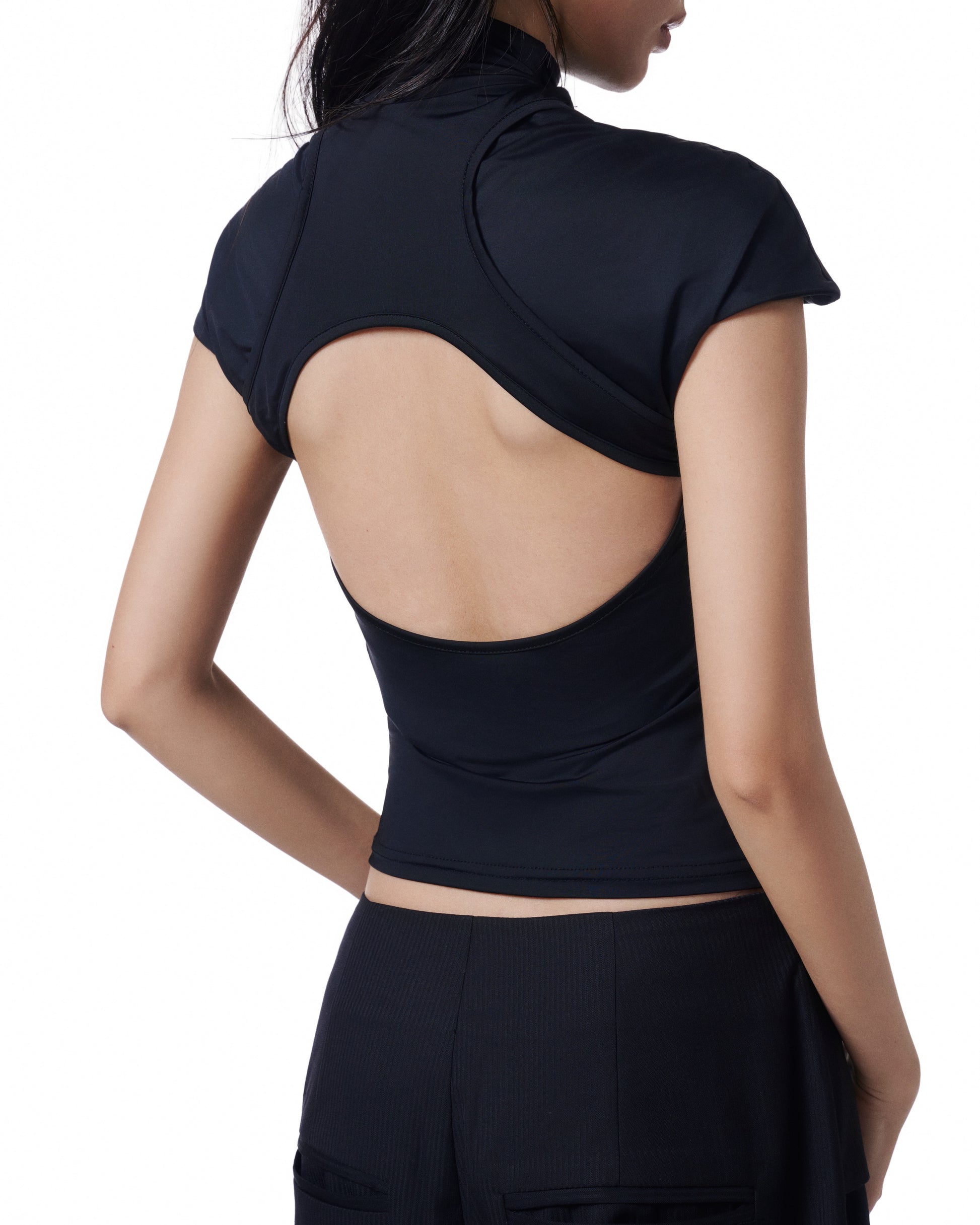 Shell Fitted Top (Black) (3rd Restock)