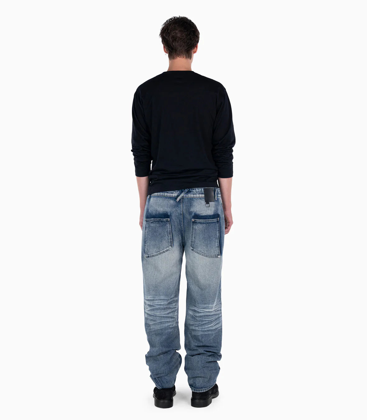 STRAIGHT BLUE JEANS