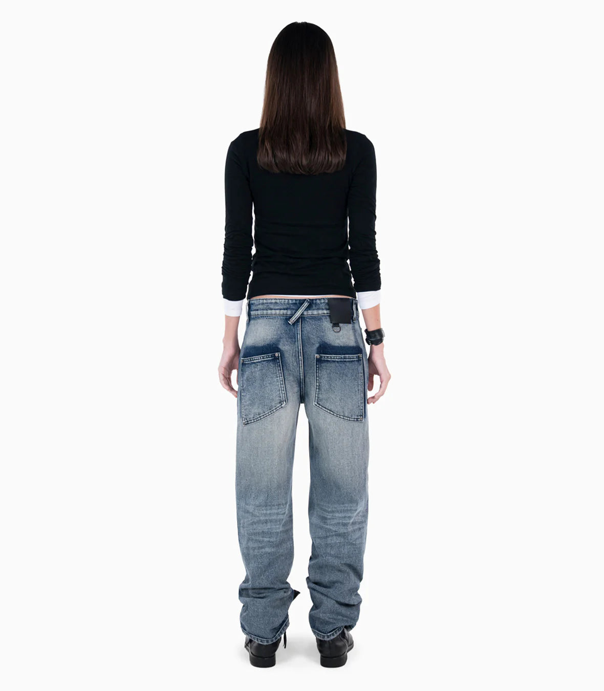 STRAIGHT BLUE JEANS