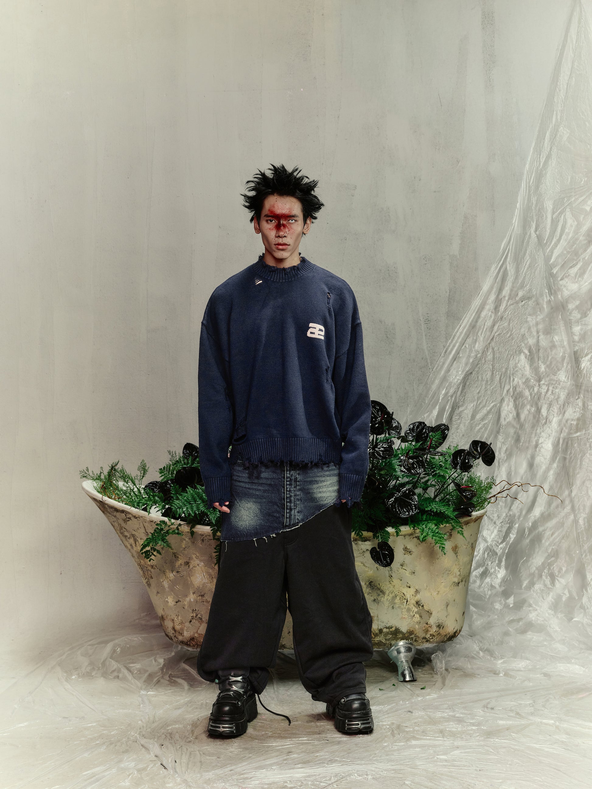 Sanctum - Cut Off Pants