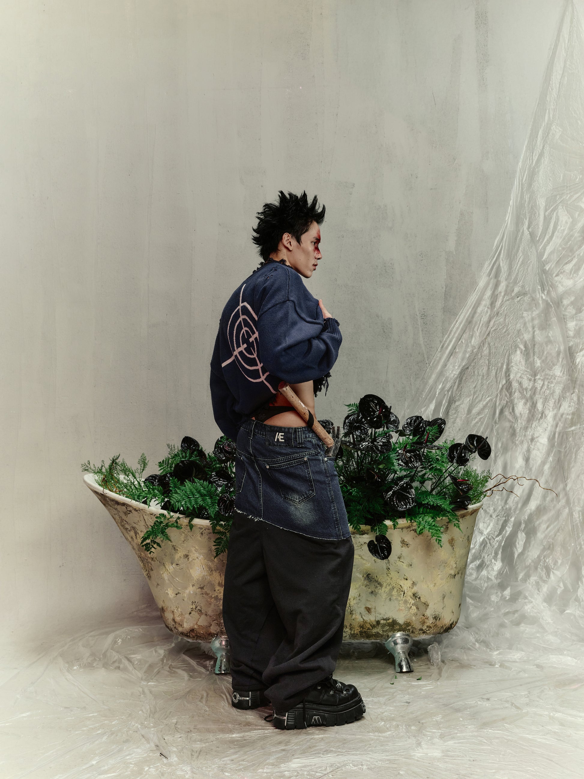 Sanctum - Cut Off Pants