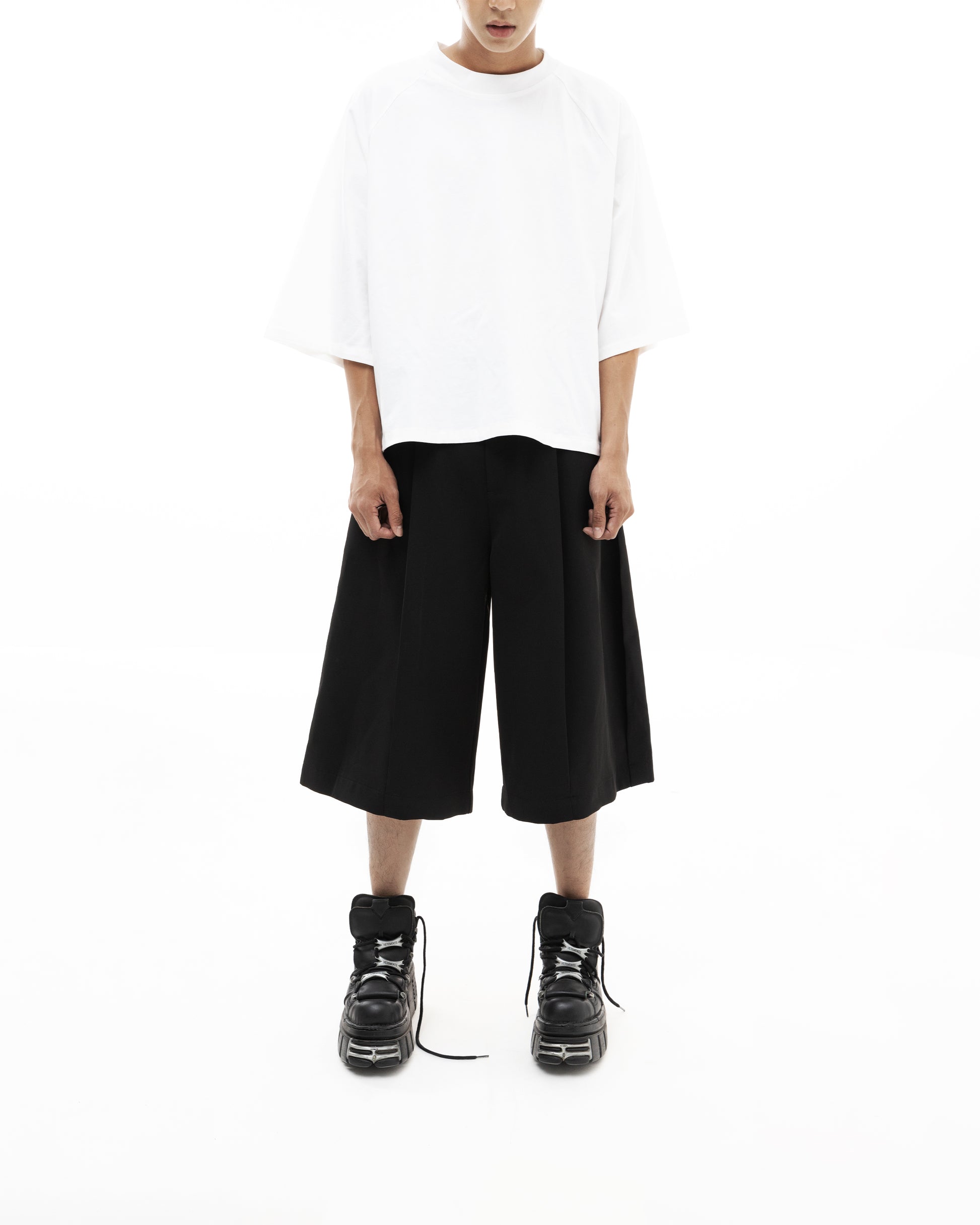 Classic Shorts (Black)