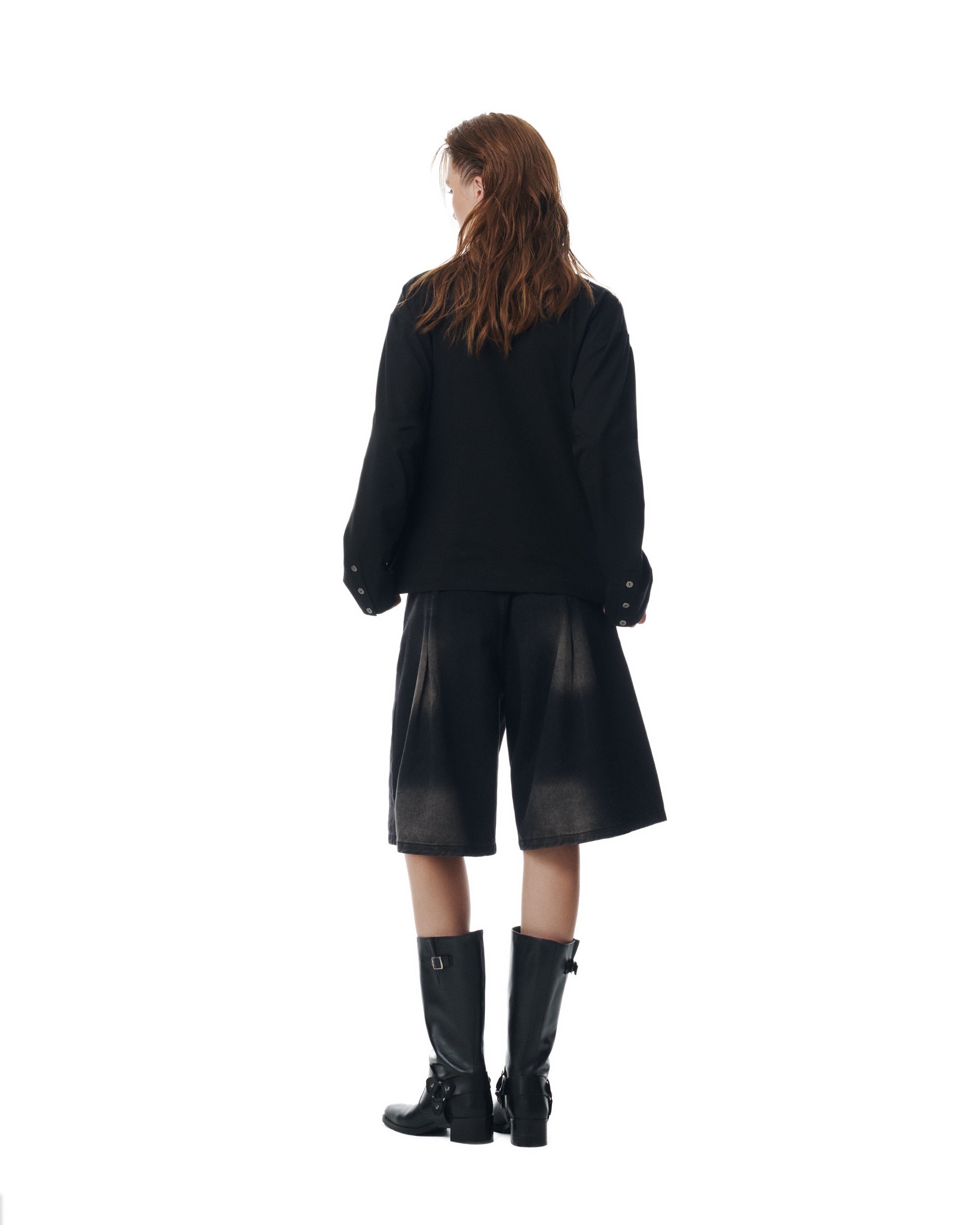 WASHED PLEATED JORTS