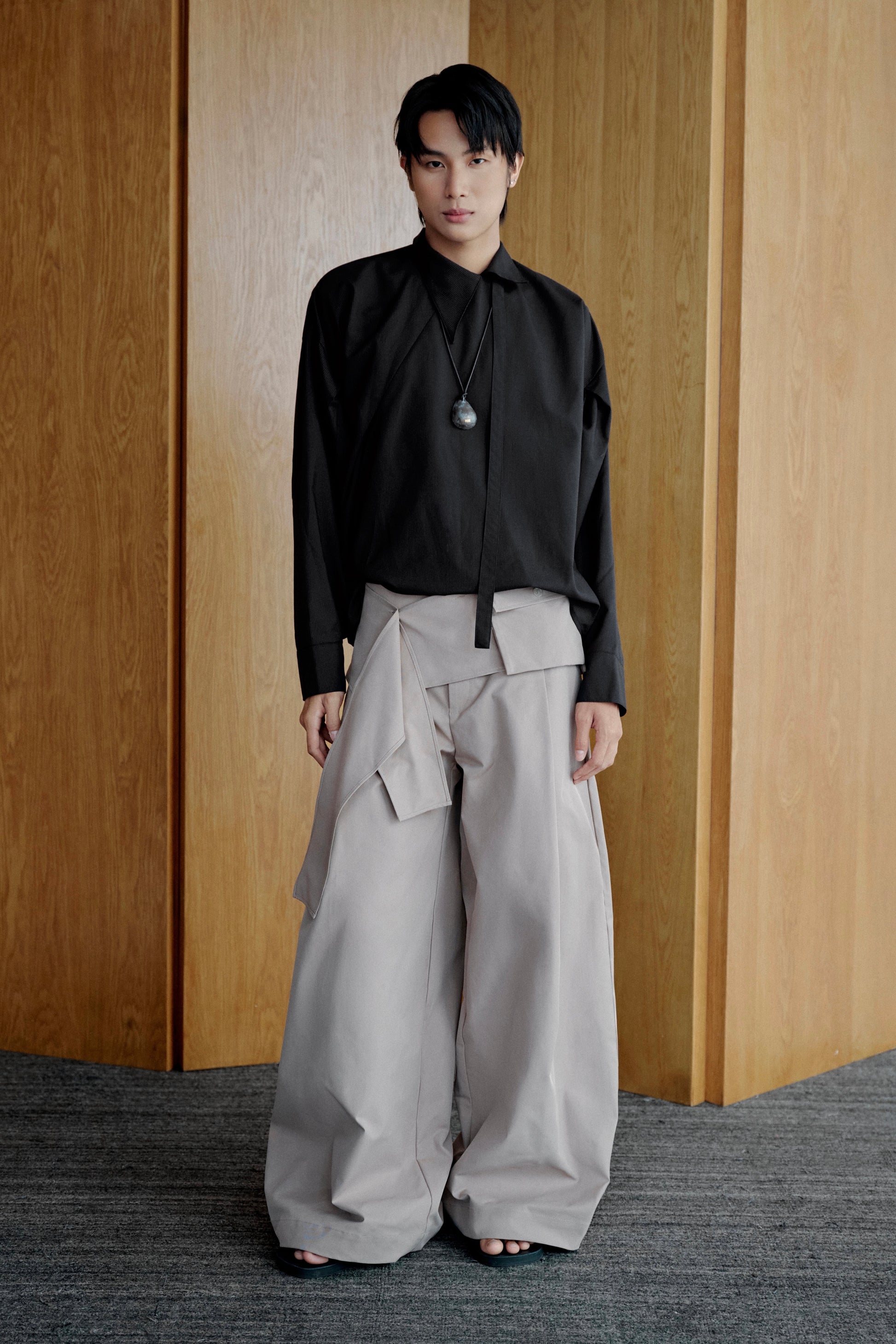 BELTED TROUSERS