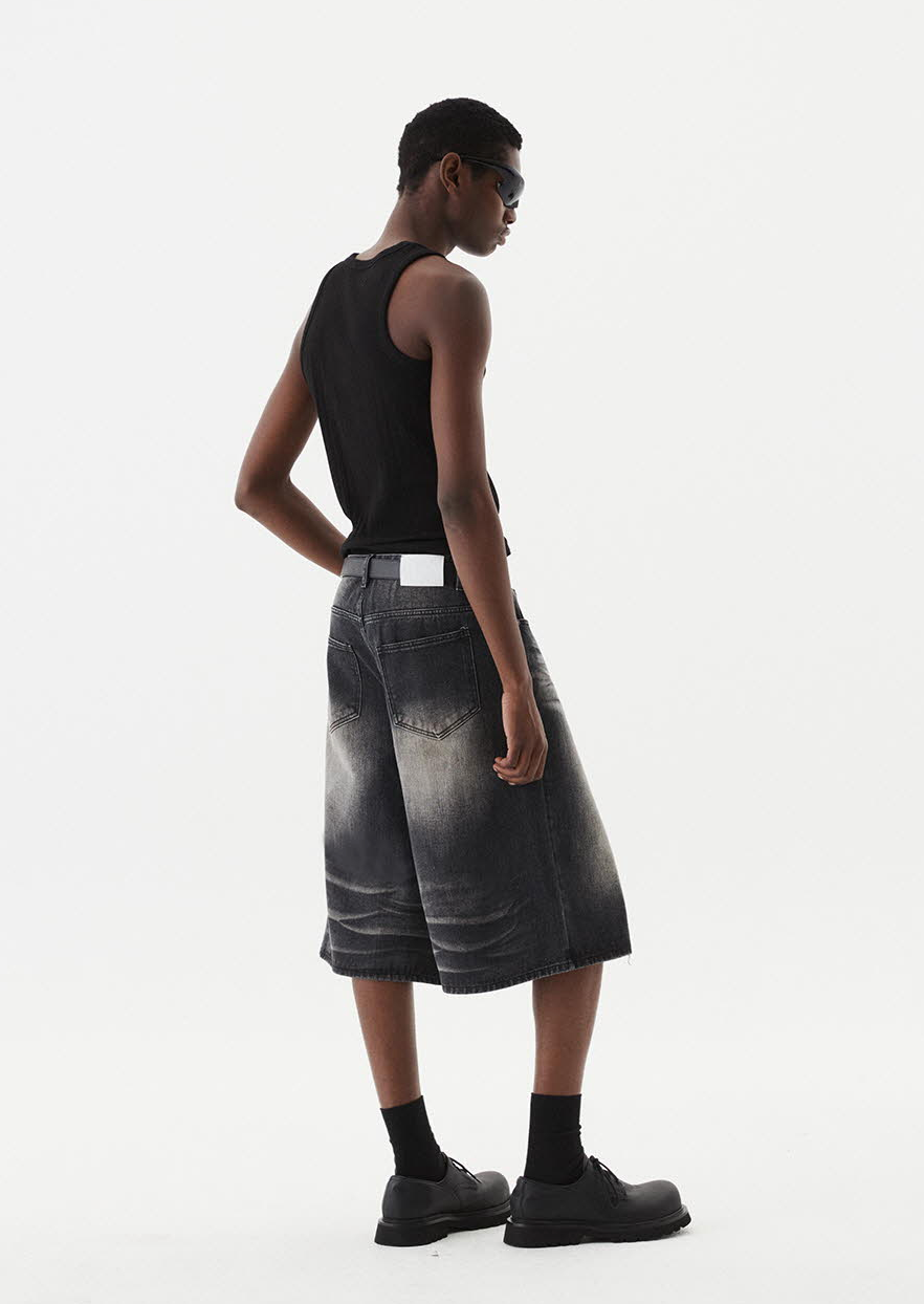 Signature Bermuda Denim Pants (Black)