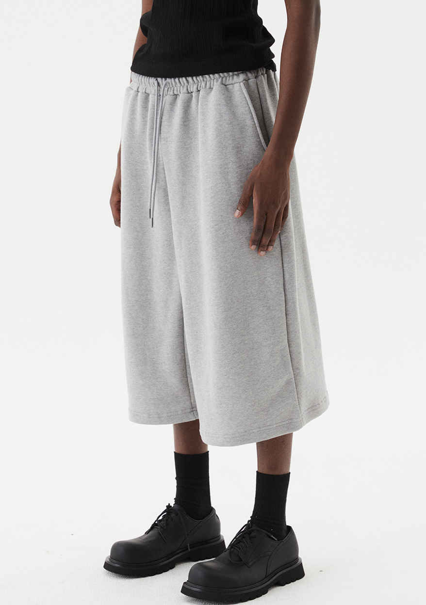 Crucial Exhaust Bermuda Sweatpants (Grey)
