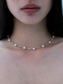 Plus Pearl Silver Necklace