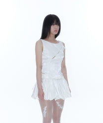 Ribbon Paneled Sleeveless (White)